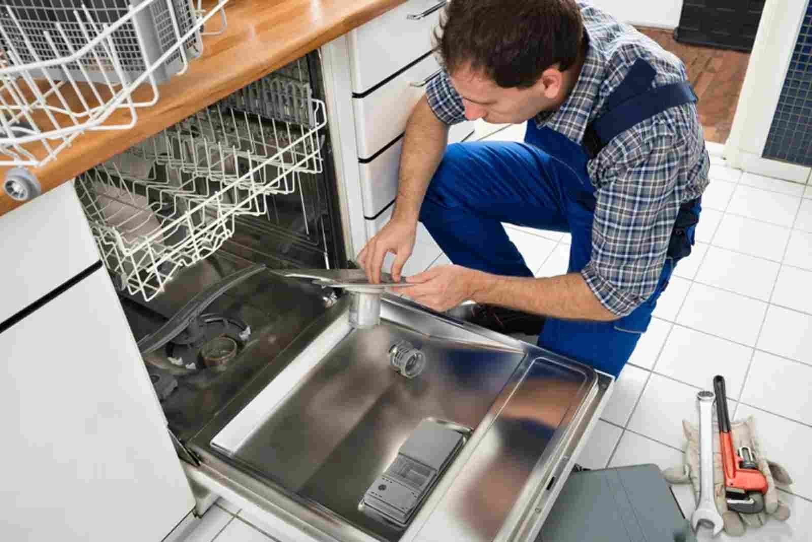 كيفية إصلاح زنبركات باب غسالة الأطباق المكسورة